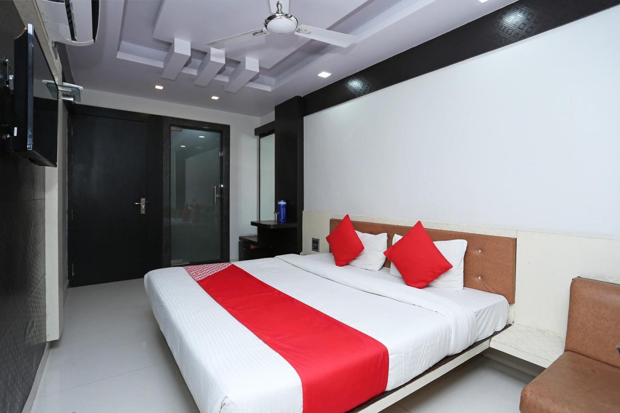 Collection O 3995 Hotel Shree Kishan Palace 博帕尔 外观 照片